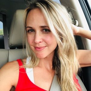 Meet your Posher, Monica